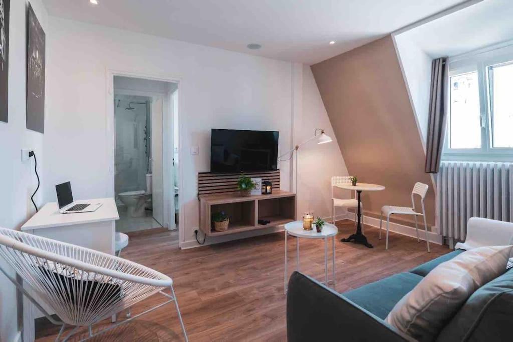 La Suite 7 Gite Urbain Charleville-Mézières Eksteriør billede